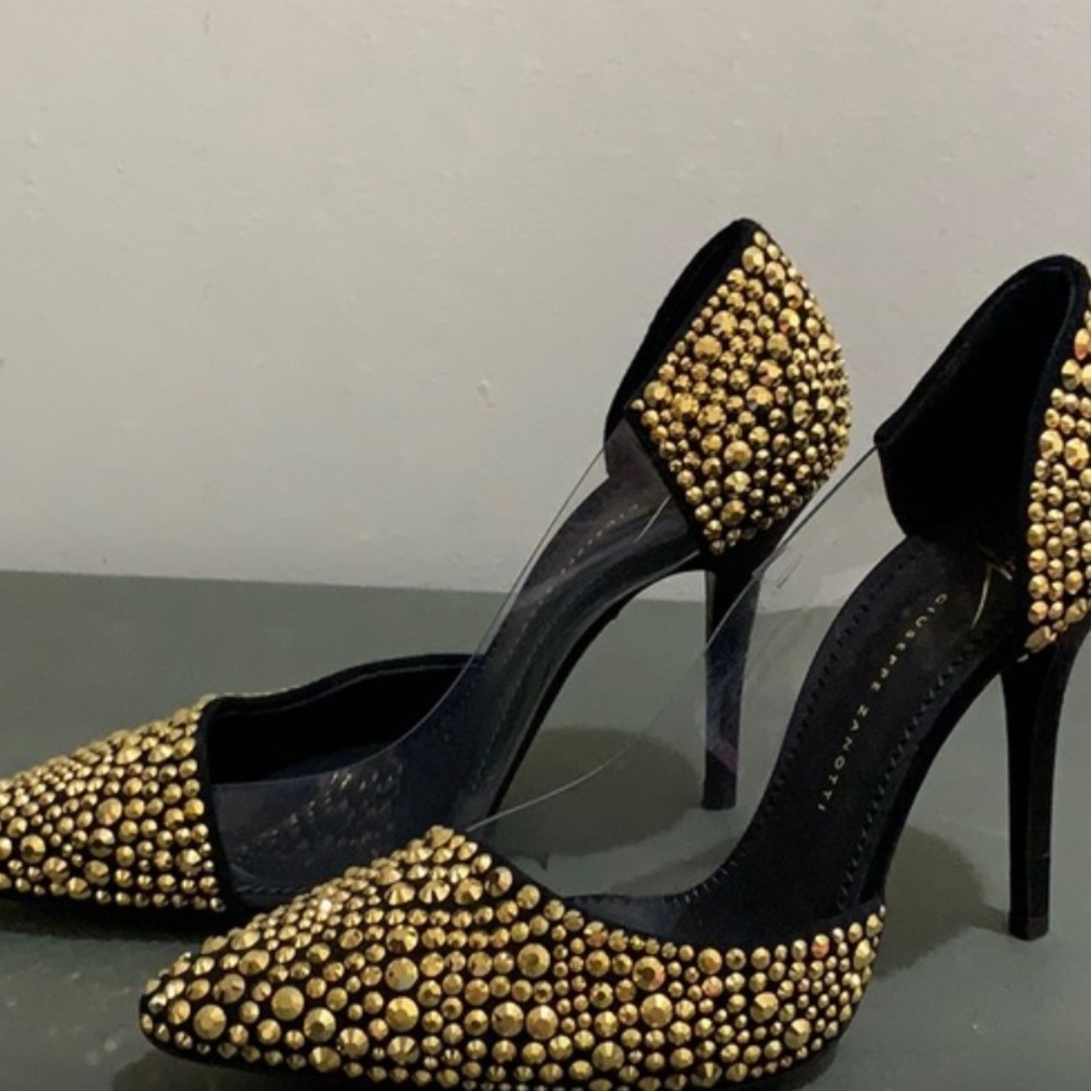 NWOB Giuseppe Zanotti heels